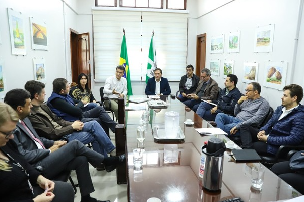 Duplicação da Rodovia das Cataratas é debatido entre Estado e empresários